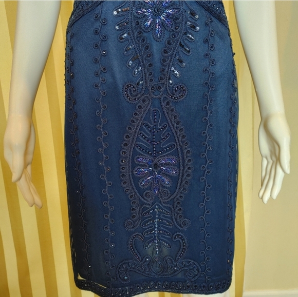 SUE WONG LACE BEADED VNECK COCKTAIL DRESS, NAVY 4 - Picture 7 of 16